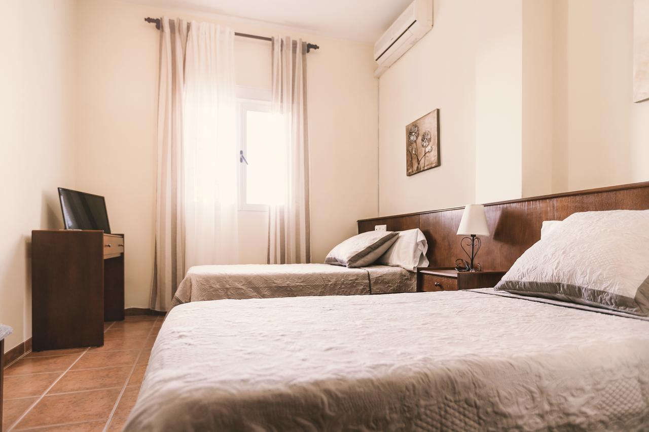 Hostal La Laguna Villanueva del Rey  Eksteriør billede